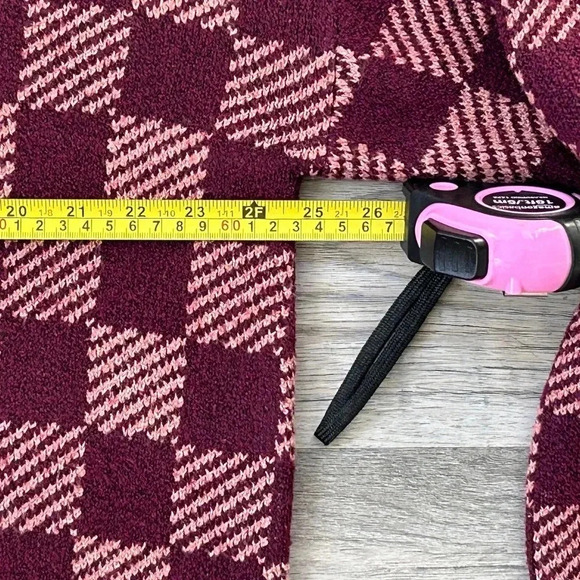 Love  Ellie Red Checked Sweater Sz XL - Picture 5 of 7